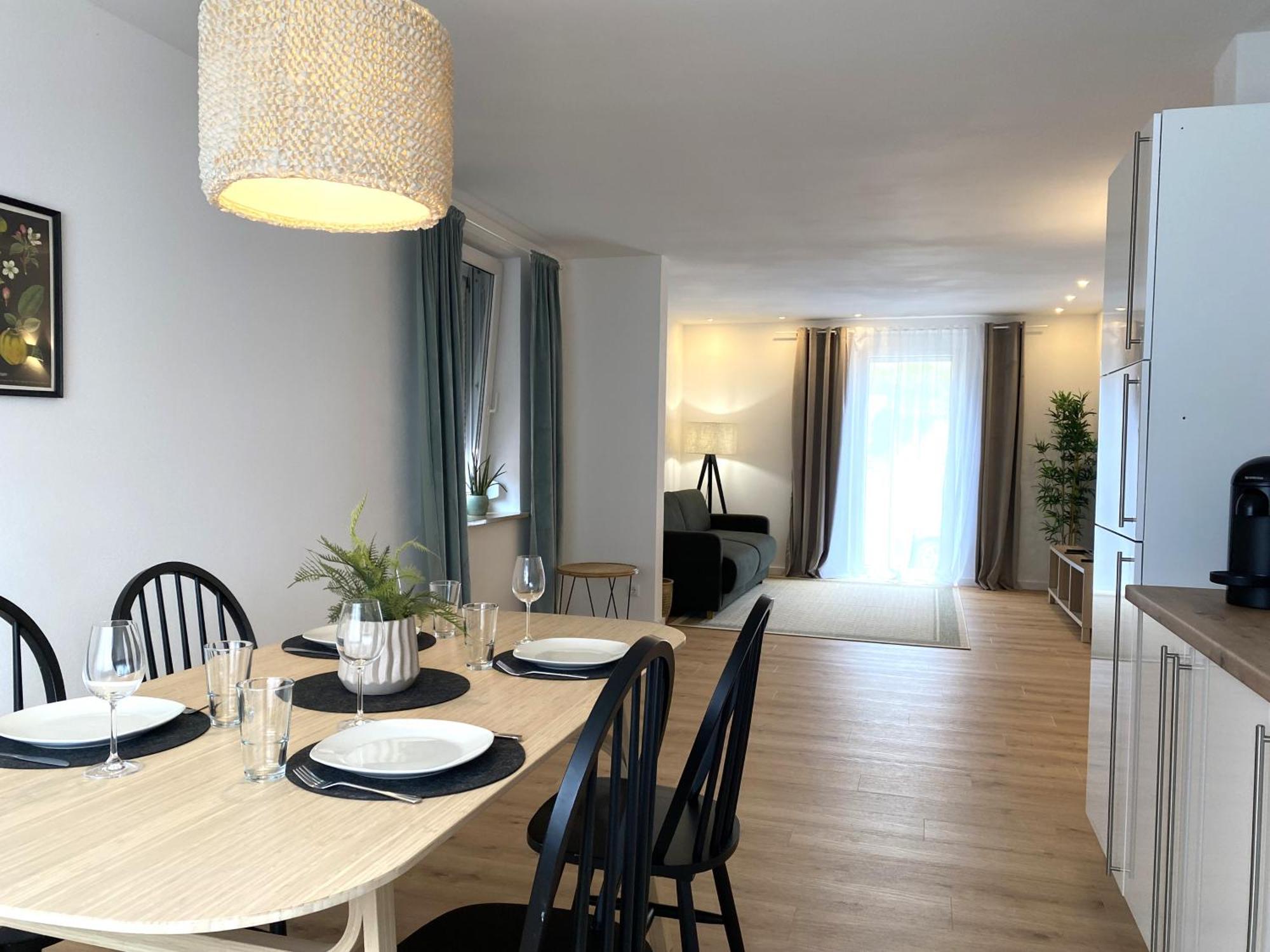 Modern Living Apartment - Naehe Krankenhaus, Altstadt, Bahnhof - 3-Zimmer Amberg Exterior photo