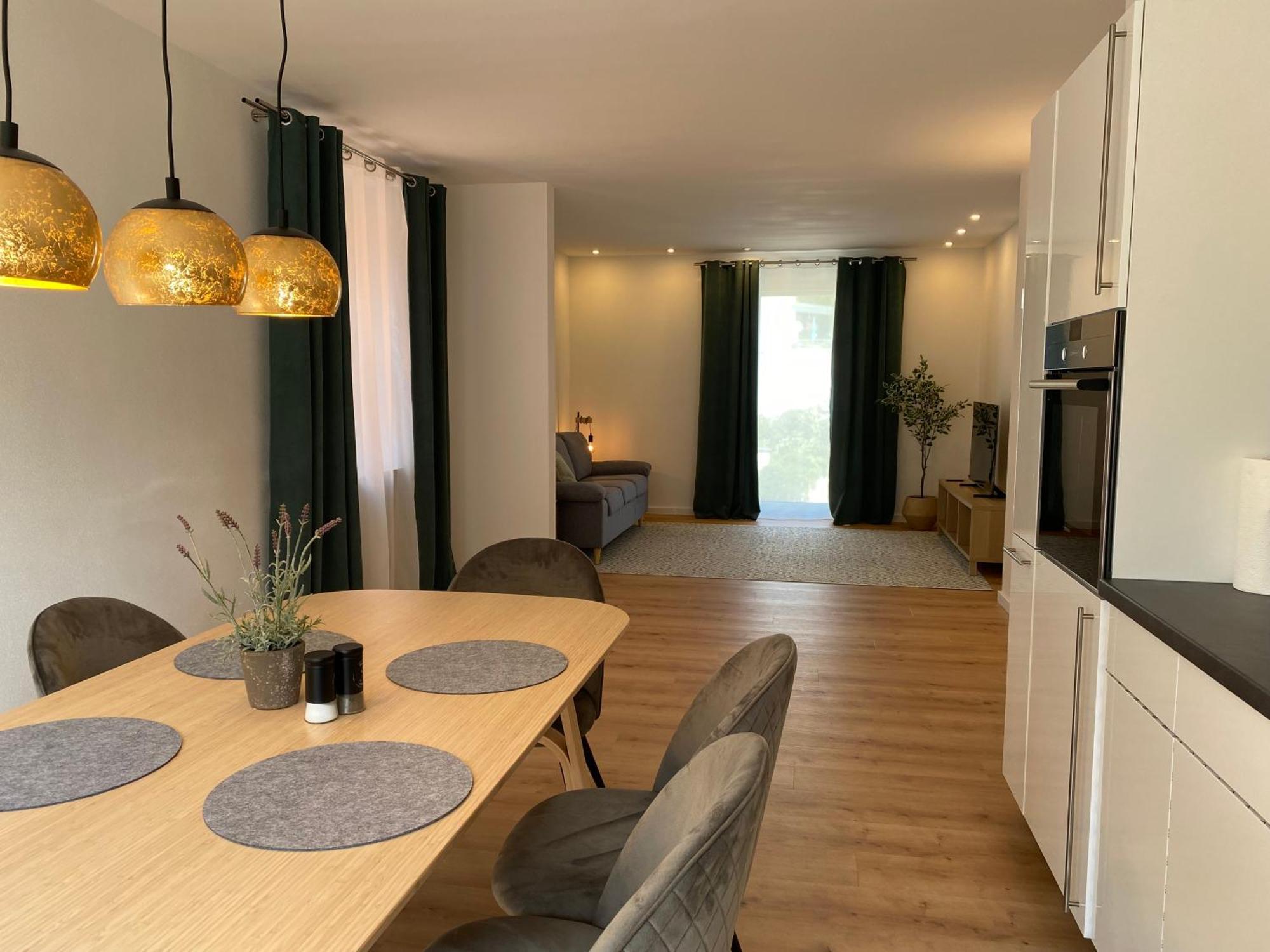 Modern Living Apartment - Naehe Krankenhaus, Altstadt, Bahnhof - 3-Zimmer Amberg Exterior photo